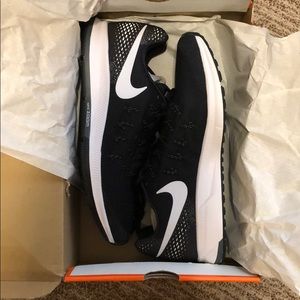 Women’s Nike Pegasus 33 Black size 11.5